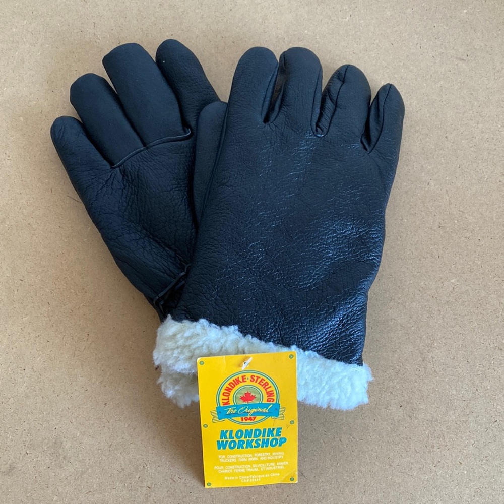 NWT Klondike Sterling Leather Gloves